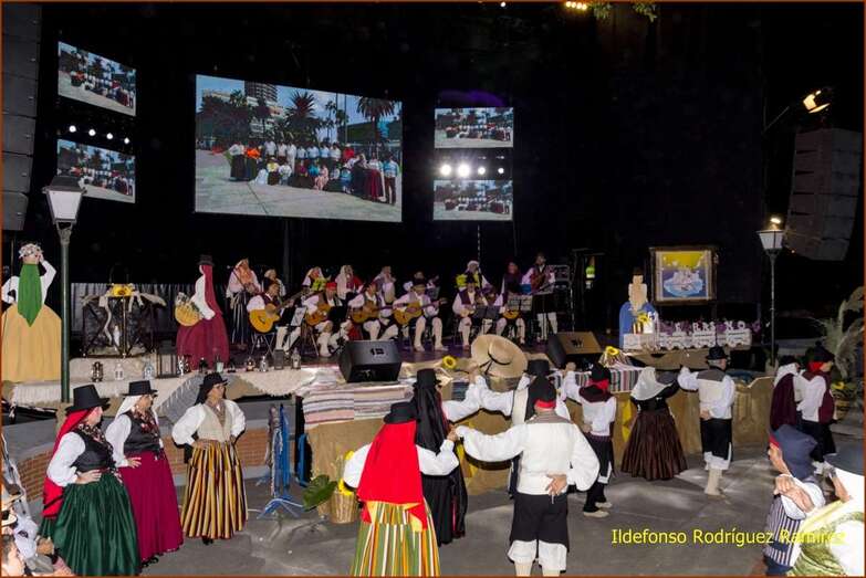 Momento del festival de este jueves por la noche en Jinámar (Foto Ildefonso Rodríguez)